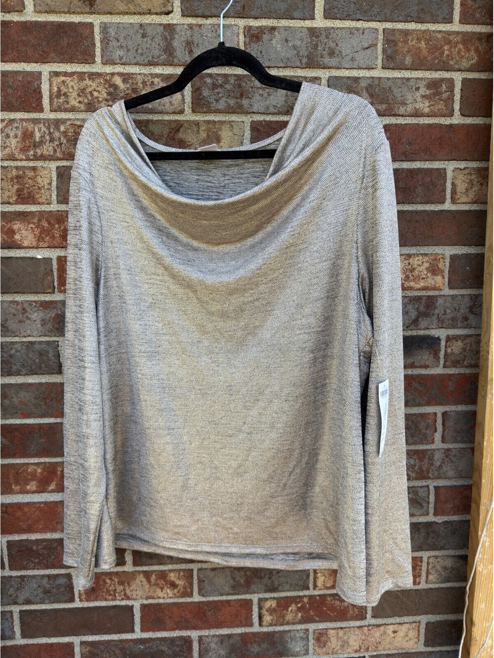 Chico's size 3 NWT Metallic Drape Neck Blouse Women’s Size XL Gold Tones